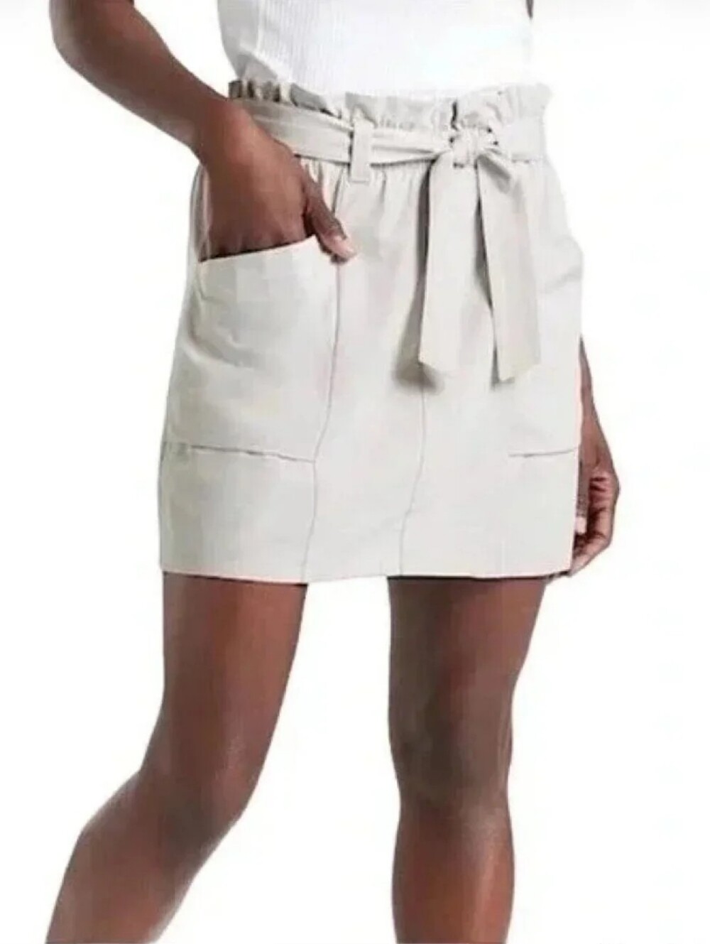 Athleta Skyline Skort in Stone Size 8